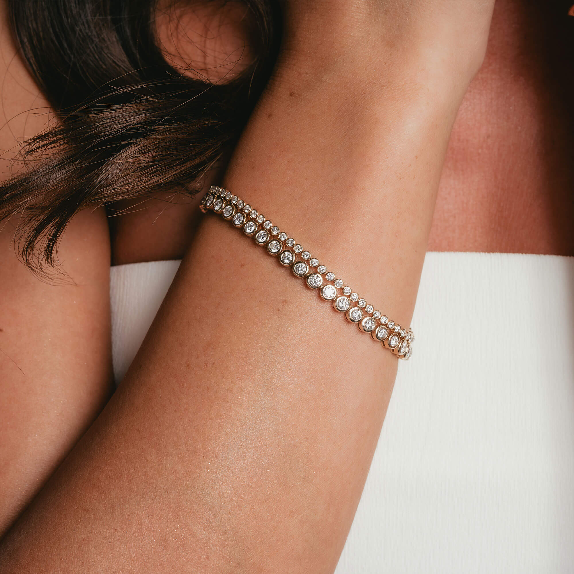 Clara – Slim Bezel Tennis Bracelet