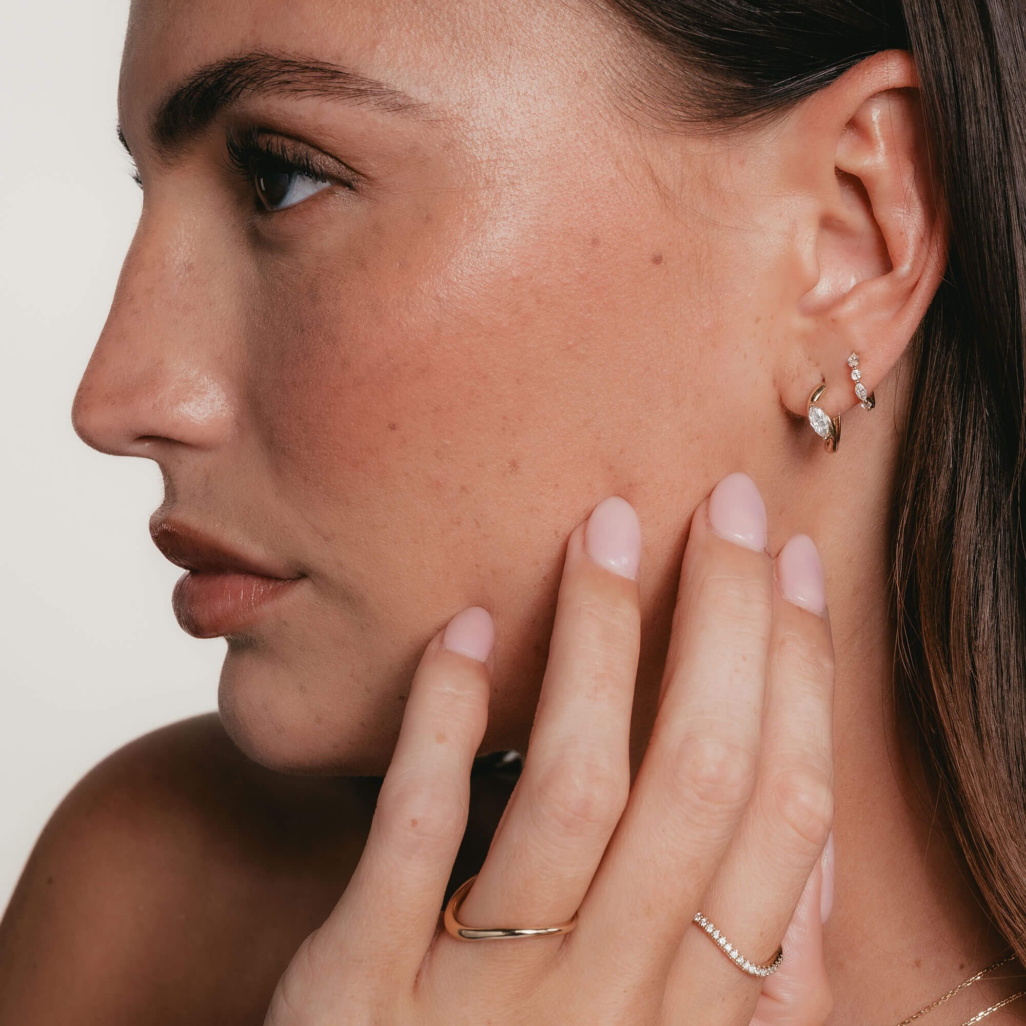 Esme – Curved Dome Ring