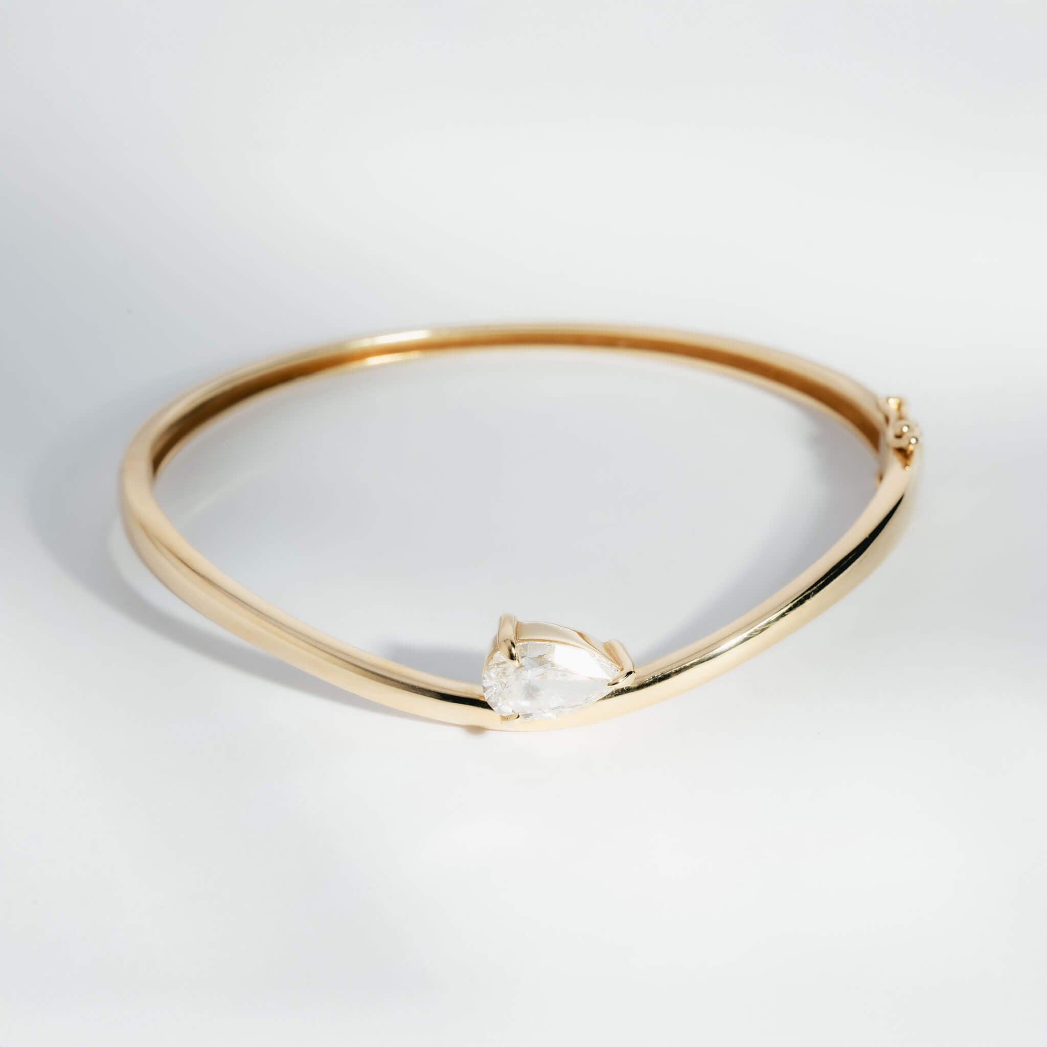 Elise – Signature Pear Bangle