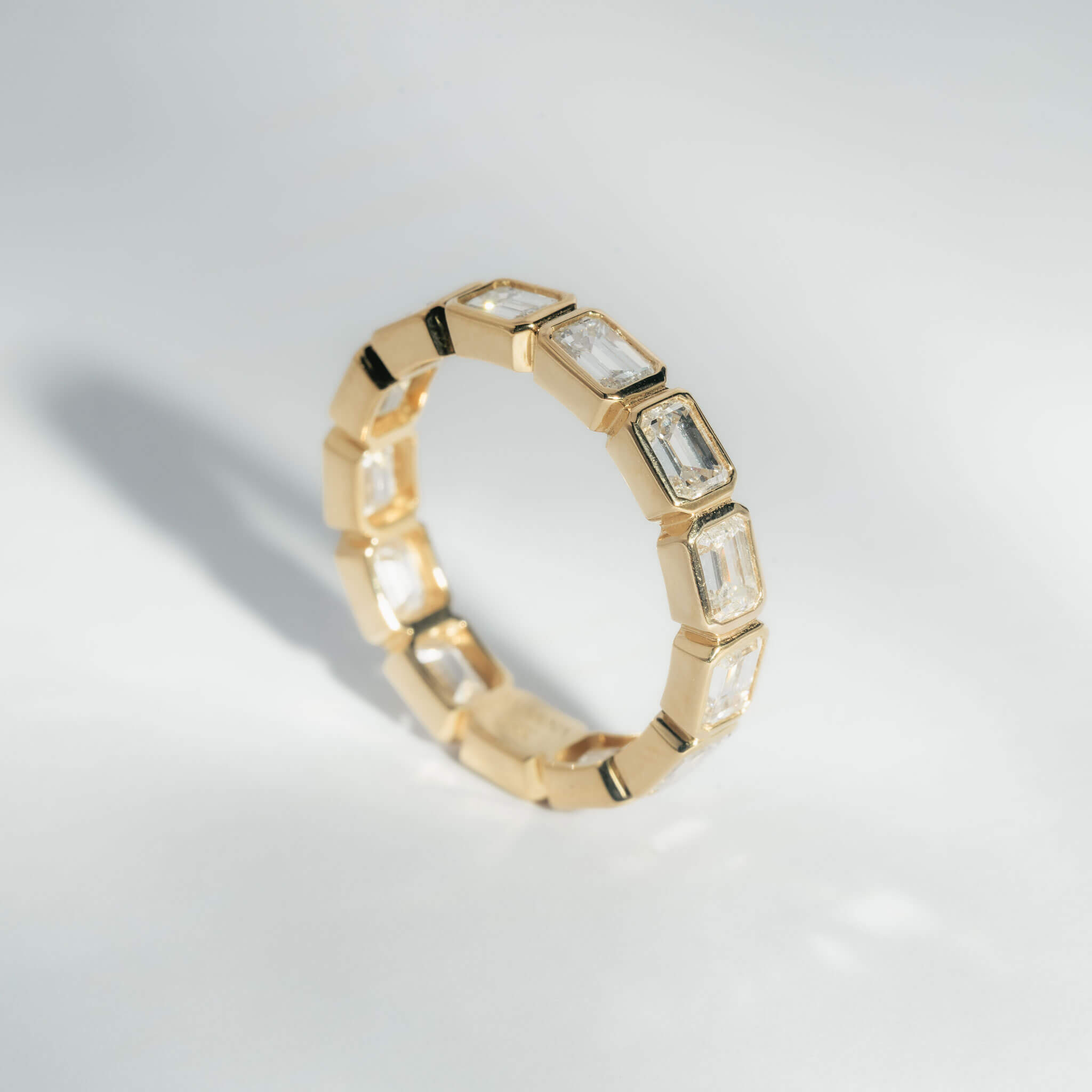 Alba – Bezel Asscher Eternity Ring