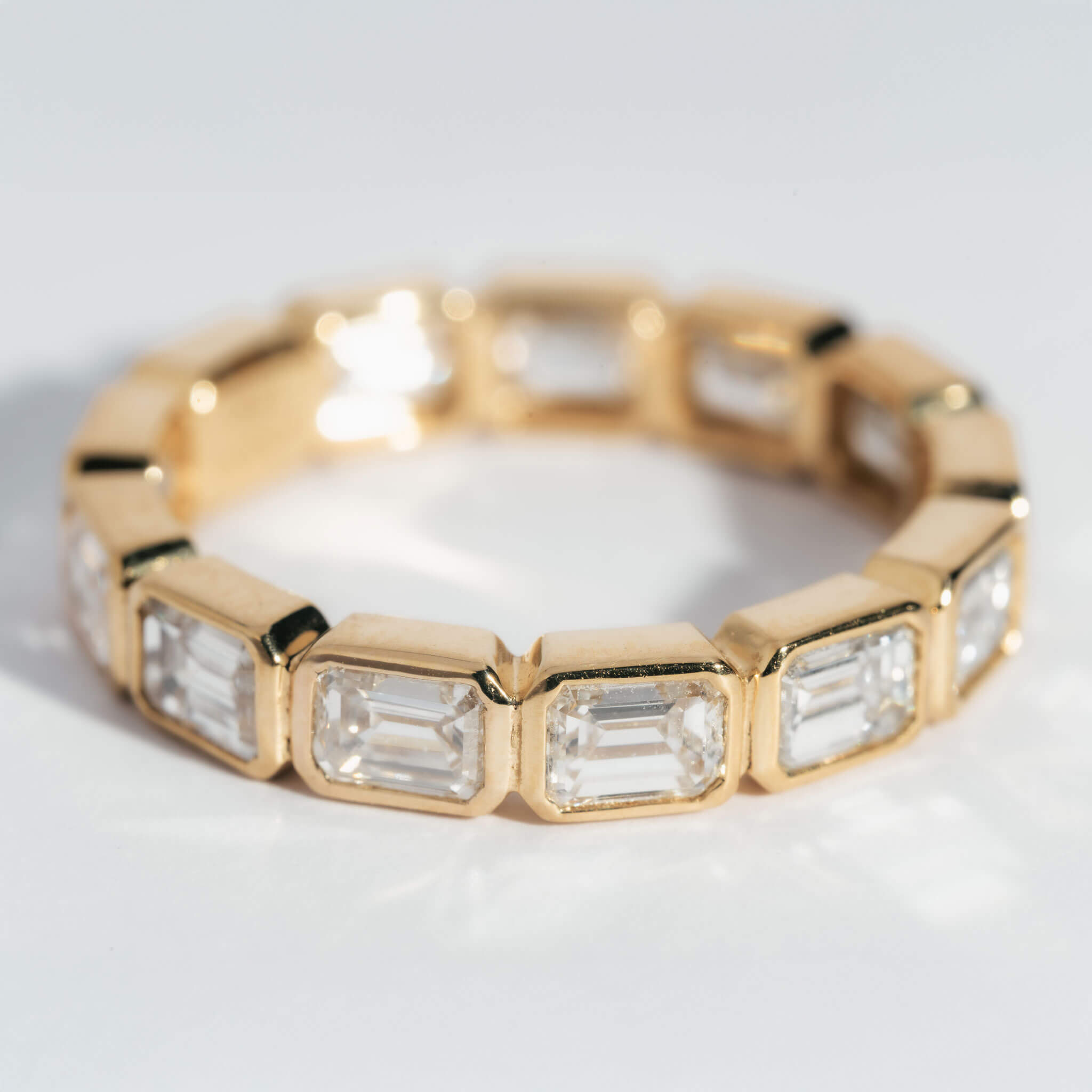 Alba – Bezel Asscher Eternity Ring