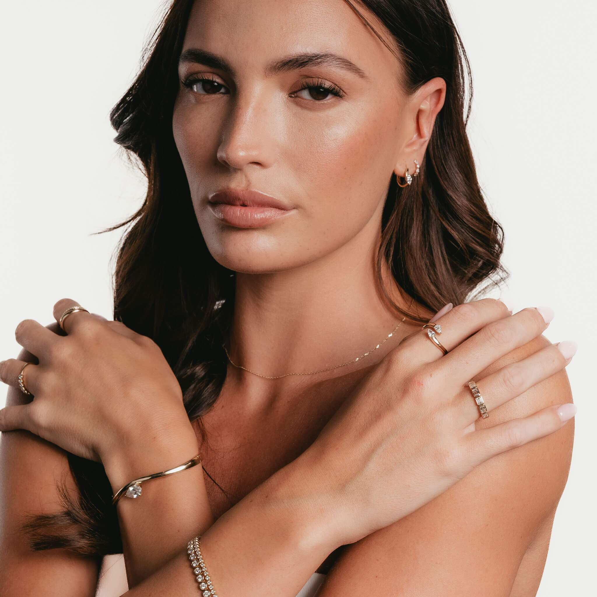 Alba – Bezel Asscher Eternity Ring
